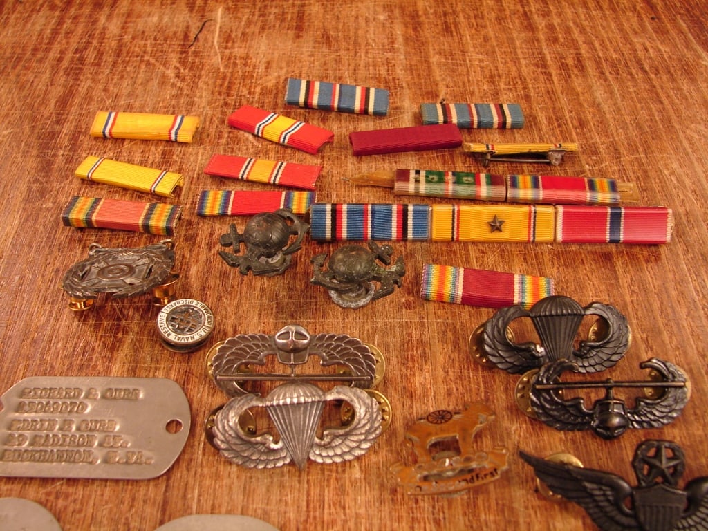 Lot of 23 various military medals, awards, ribbons - 6
