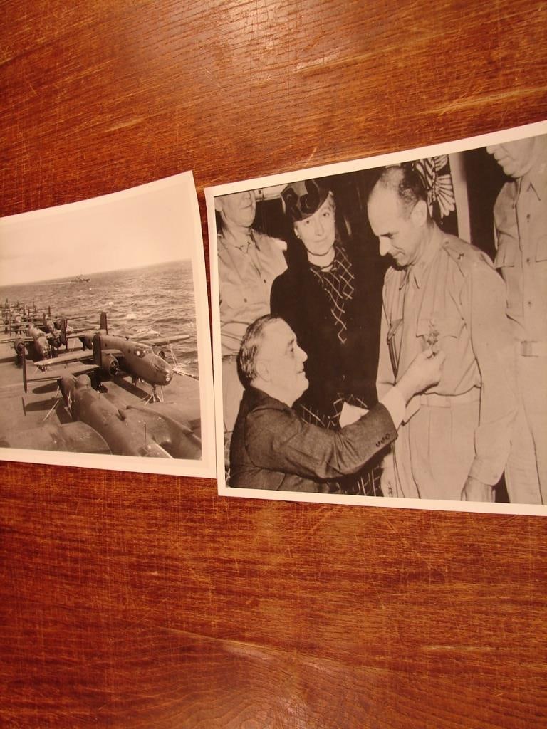 Lot of 8 various photographs and post cards - 8