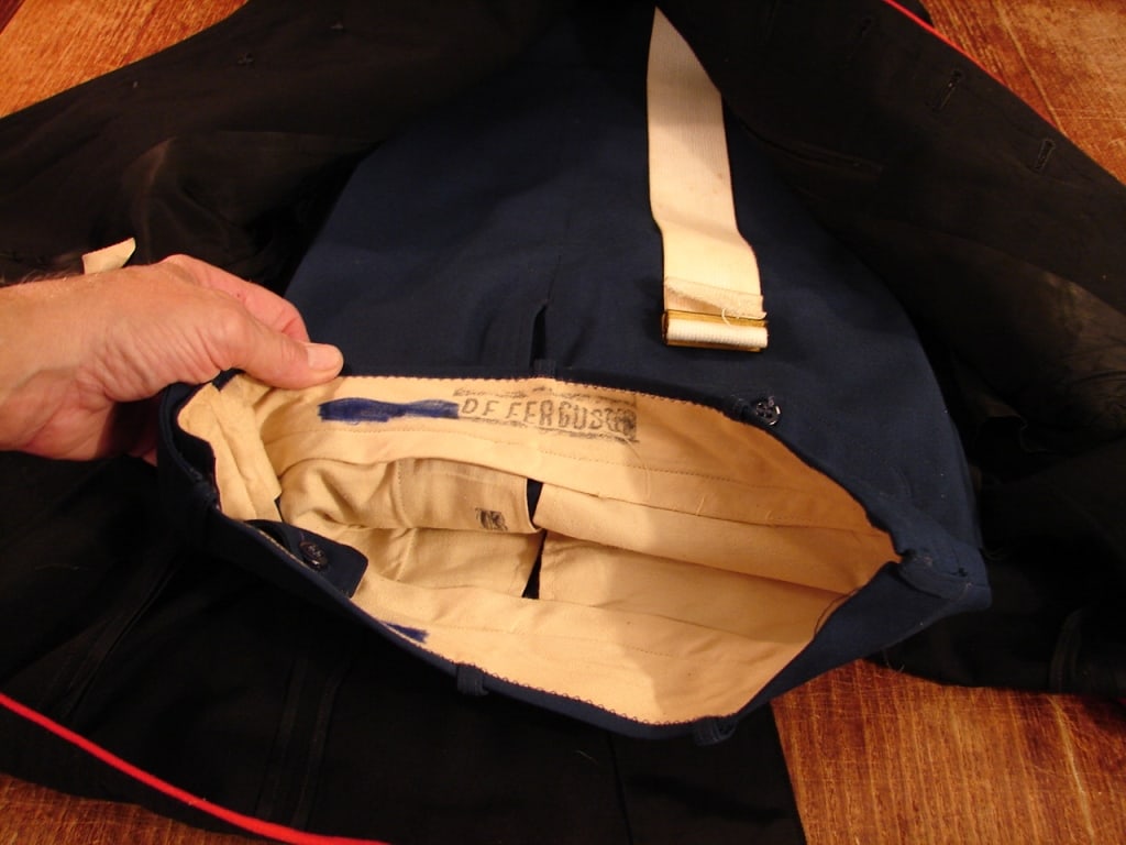 US Marine Corp. Dress Blue uniform with pants - 7
