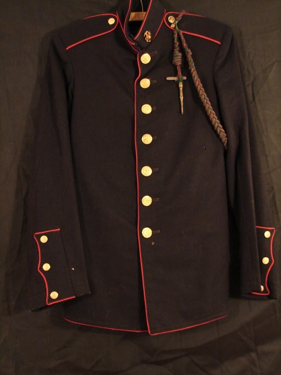 US Marine Dress blues wool uniform with pants: US Marine Dress blues wool uniform with pants. Some small moth holes.