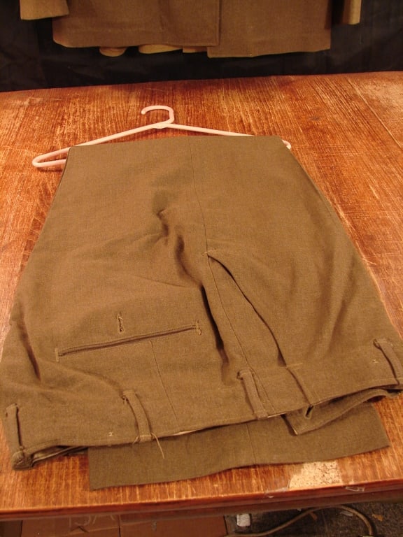 Historic US Army WWII green khaki complete uniform - 2