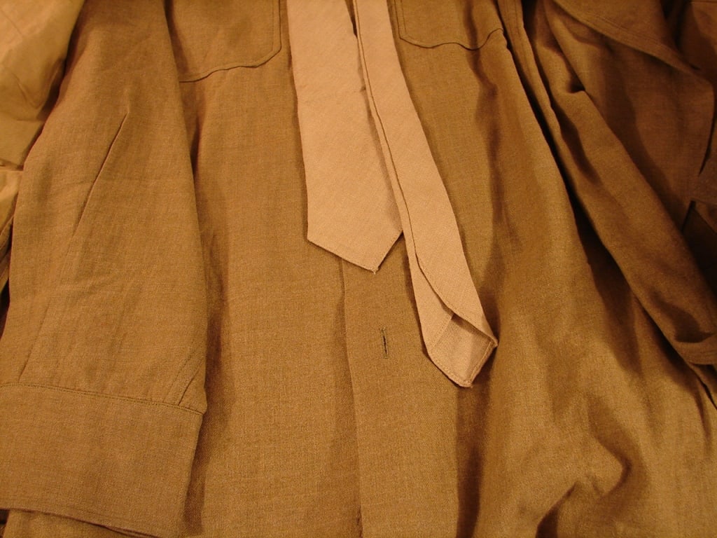 Historic US Army WWII green khaki complete uniform - 8