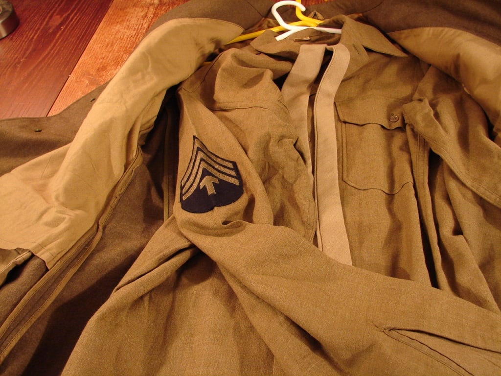Historic US Army WWII green khaki complete uniform - 9
