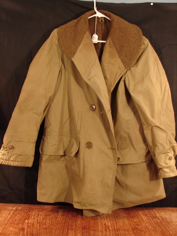 US military wool lined cold weather parka: Beautiful and functional US military wool lined cold weather parka. Worn but still very good condition. No size visible but probably 40-41.