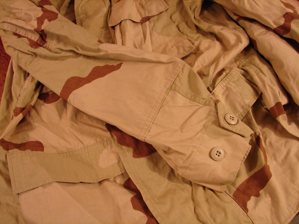 Desert Storm 3 color combat pants and jacket. - 7