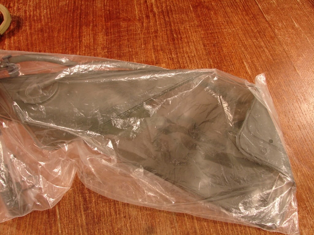 US Military Issue Hydration pack with bladder . - 6