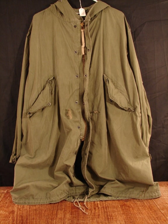 Model 1951 hooded parka without liner: Model 1951 hooded parka without liner. Size medium.