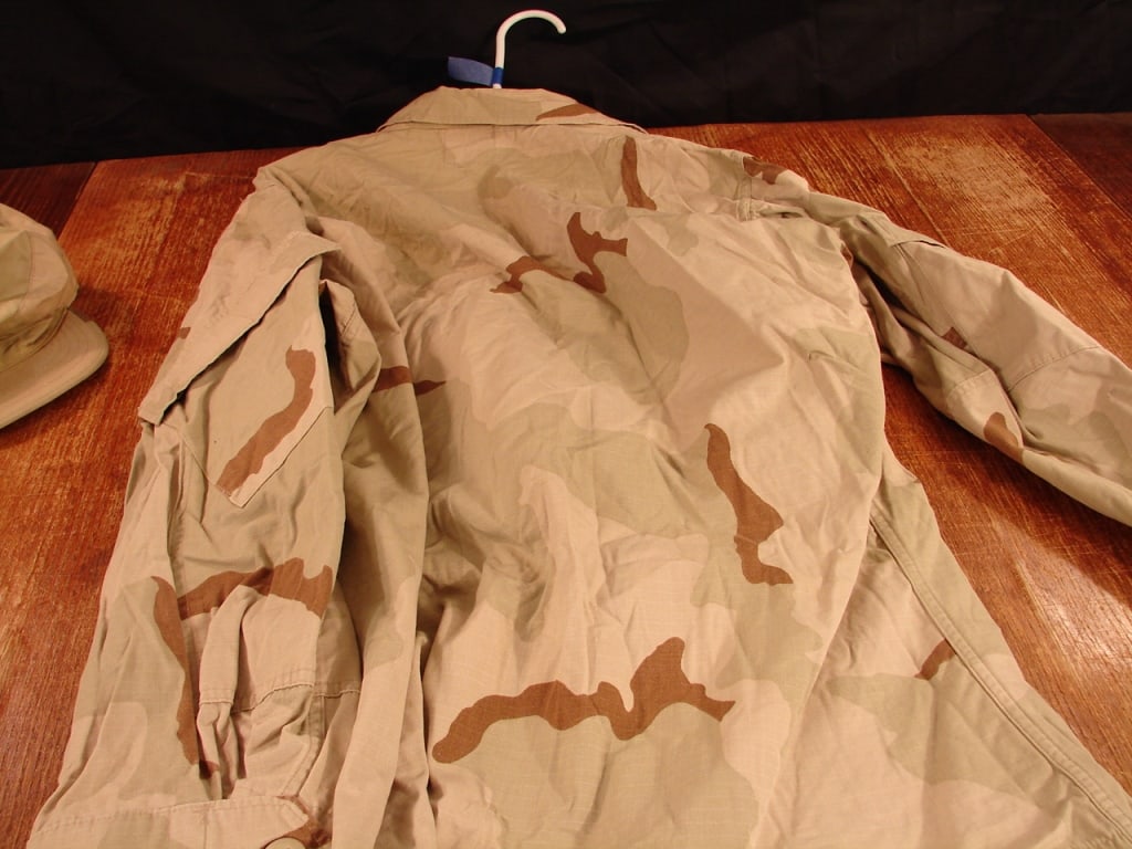 Desert Storm brown camo jacket and hat - 4