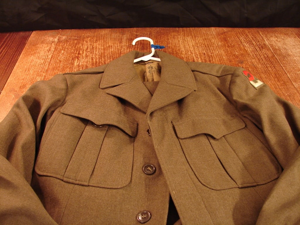 WWII Ike jacket and pants 2cd Army insignia - 3