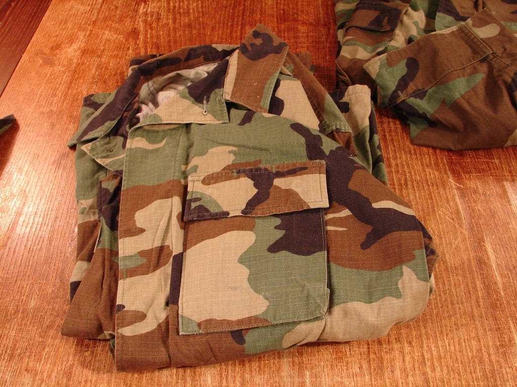 Lot of 3 US Military issue woodland camo jackets - 3