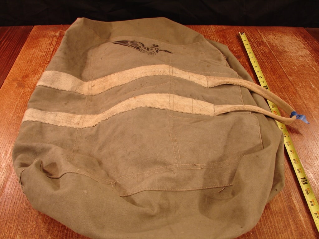 US Military issue duffel bag - 2