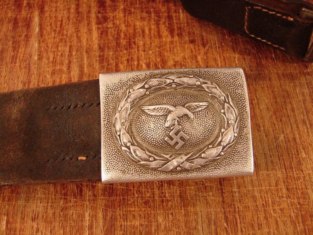 WWII Luftwaffe belt buckle, belt and ammo pouch - 3
