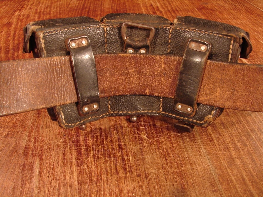 WWII Luftwaffe belt buckle, belt and ammo pouch - 7