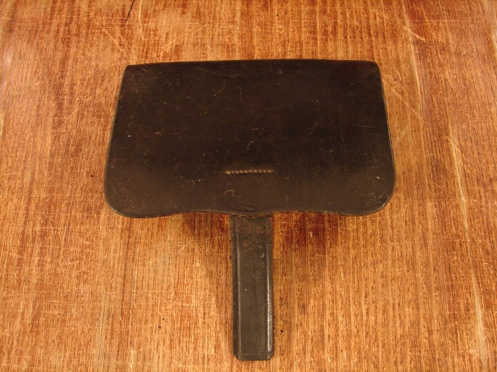 Civil War U.S. Cavalry Leather Cartridge box (1 of 4)