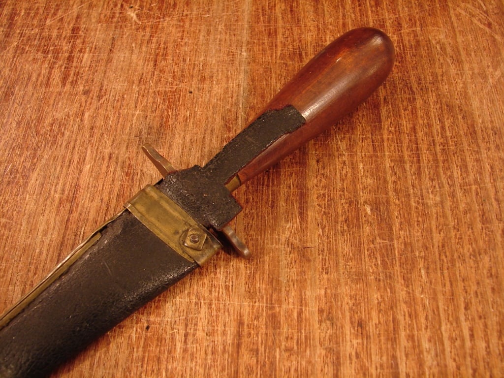 Small Civil War Period Double Bladed Knife - 5
