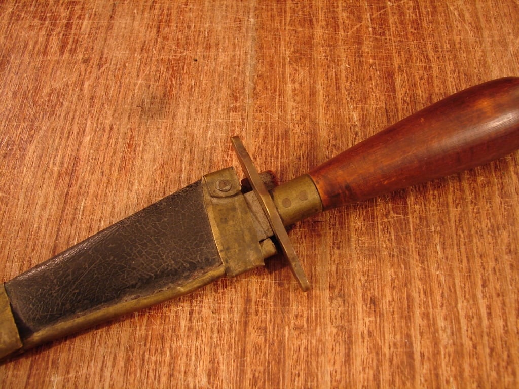 Small Civil War Period Double Bladed Knife - 6