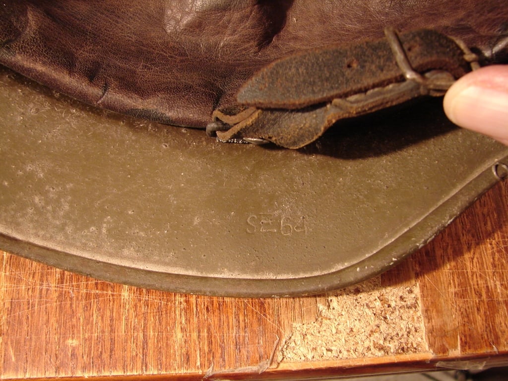 WWII German army helmet - 10