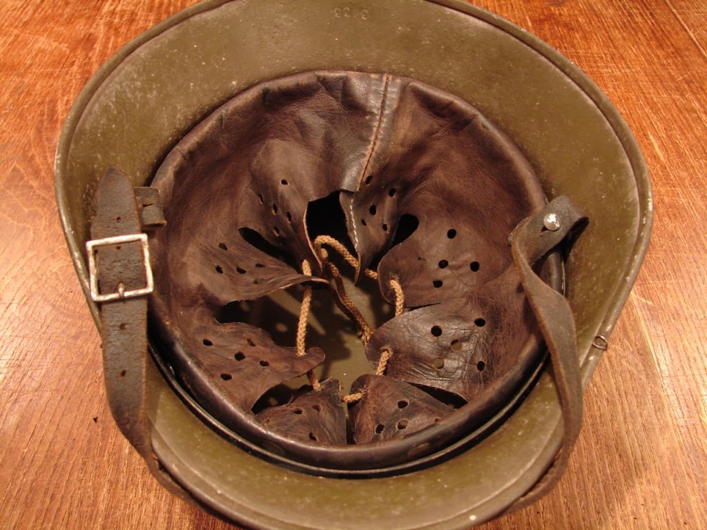 WWII German army helmet - 7