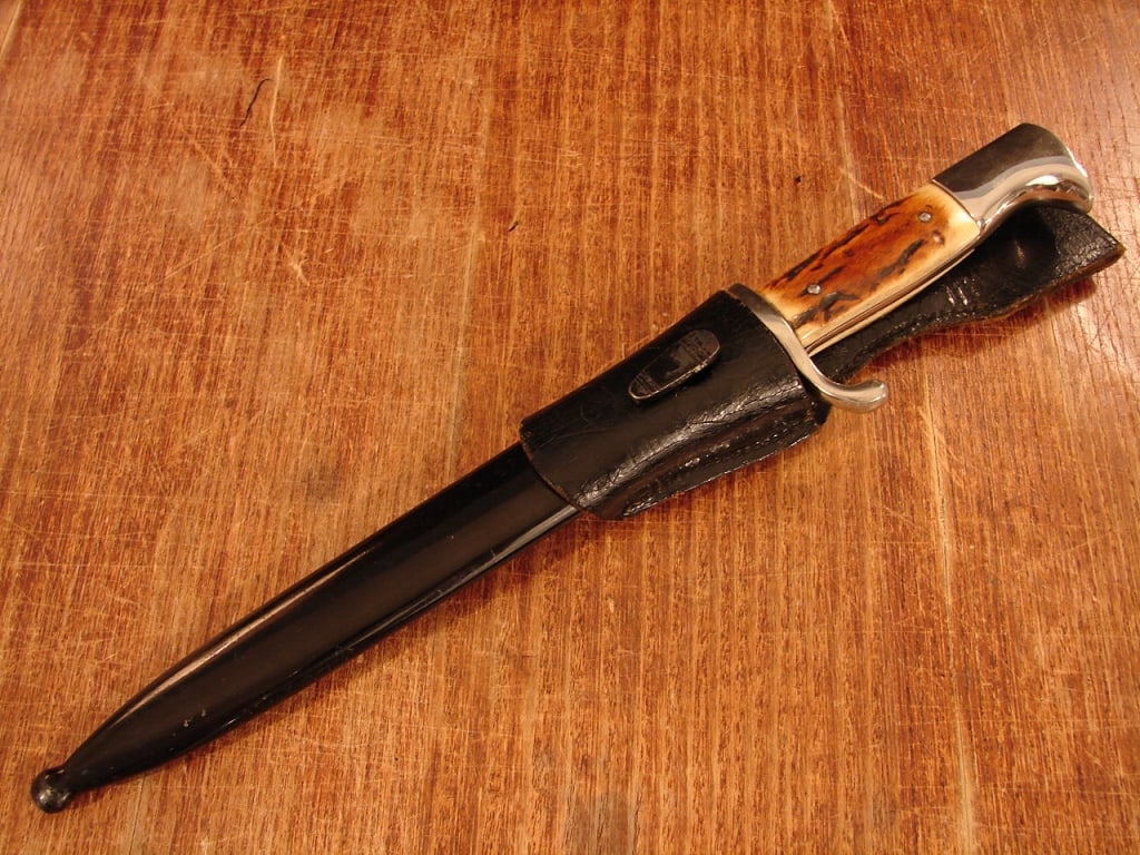 Exceptional Germen WWII Dress Bayonet. (1 of 12)