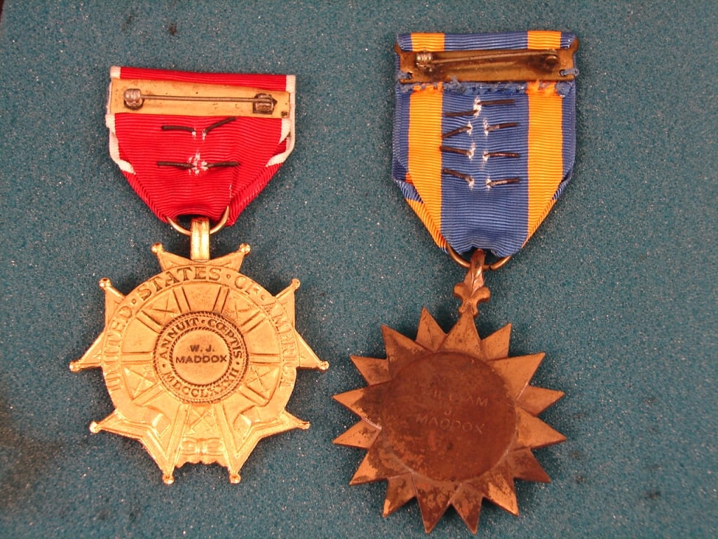 U.S. WWII named medal grouping. - 3