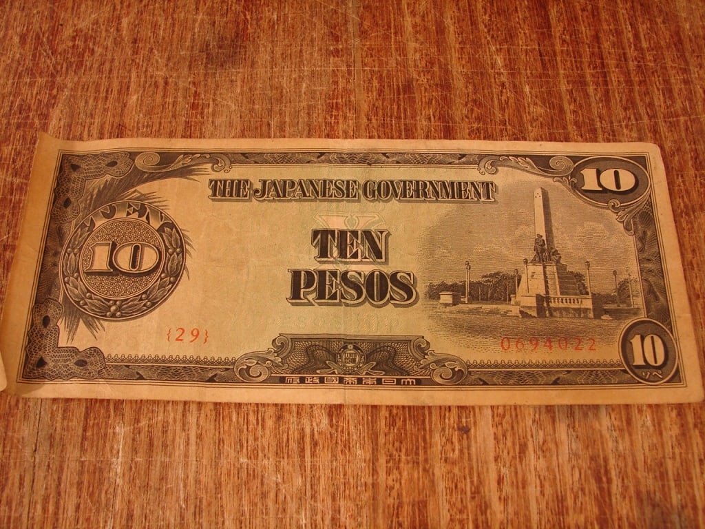 Lot of 3 WWII Japanese currency - 2