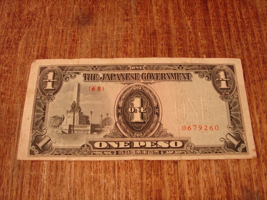 Lot of 3 WWII Japanese currency - 4