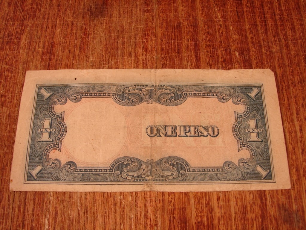 Lot of 3 WWII Japanese currency - 5