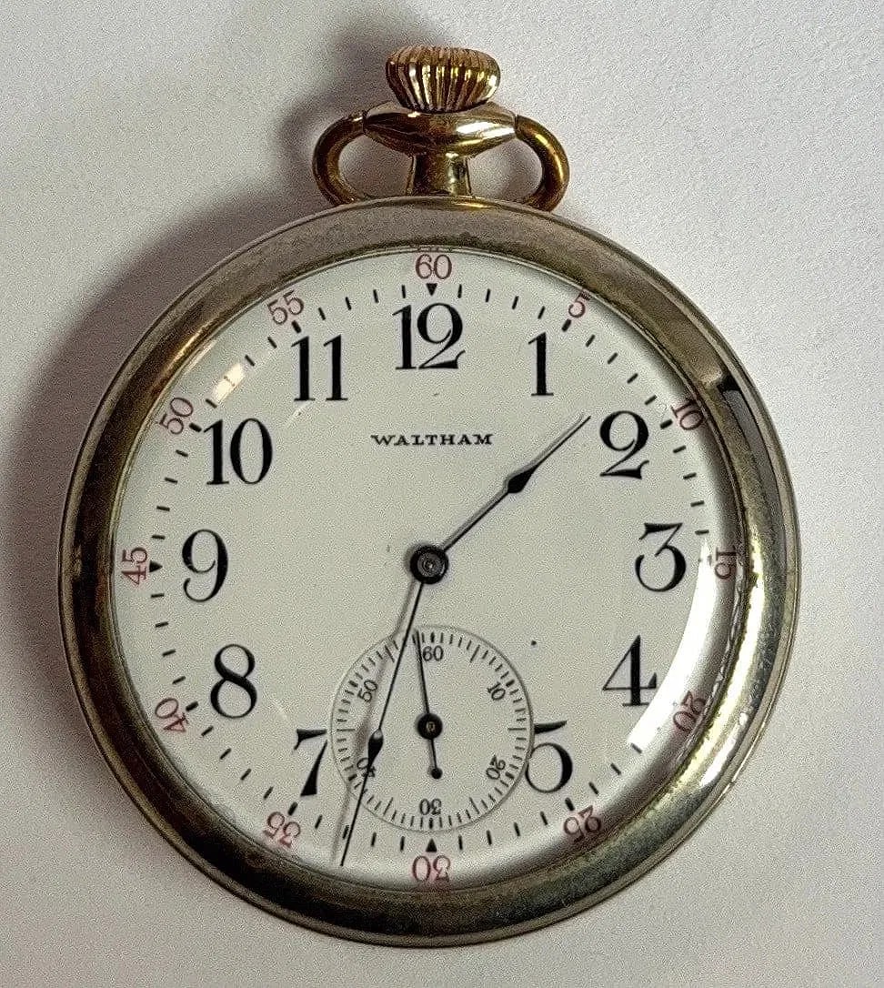 Gold Vintage Waltham Open-Face Pocket Watch (1 of 9)