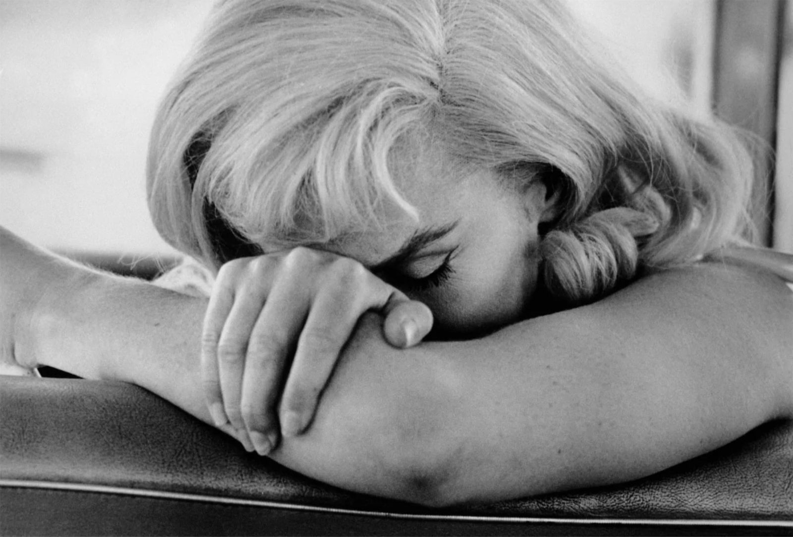 Cornell Capa (Hungarian-American, 1918-2008) Marilyn Monroe Print: Cornell Capa (Hungarian-American, 1918-2008). Marilyn Monroe, Nevada, USA, "1960". Printed on fine art paper (silk). Please be aware that all lots in our auctions are sold "AS IS," in accordance with