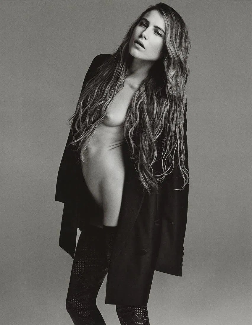 Inez Van Lamsweerde (Dutch, b. 1963), Vinoodh Matadin (Dutch, b. 1961) Print: Inez Van Lamsweerde (Dutch, b. 1963), Vinoodh Matadin (Dutch, b. 1961) Print. Dree in Stella McCartney, "2009". Printed in 2013, China. 6.85 x 8.85 inches. Please be aware that all lots in our auction