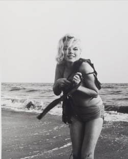 George Barris (American, 1925-2015) 1987 Marilyn Monroe Black and White Photograph: George Barris (American, 1925-2015) 1987 Marilyn Monroe Black and White Photograph. Artist Proof. Double weight paper. Signed in lower left corner “George Barris&rdquo;. Credit stamp, “1987 George