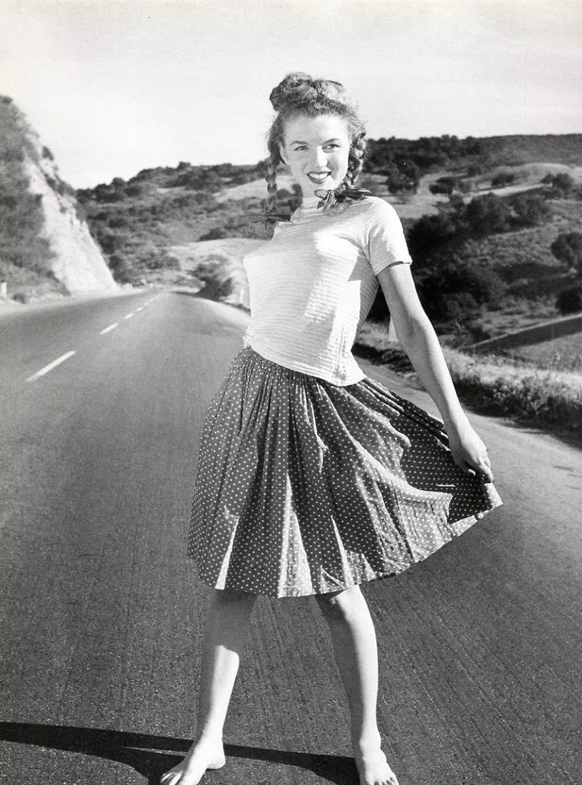 Andre De Dienes (Hungarian-American, 1913-1985) Marilyn Monroe Print (1 of 1)