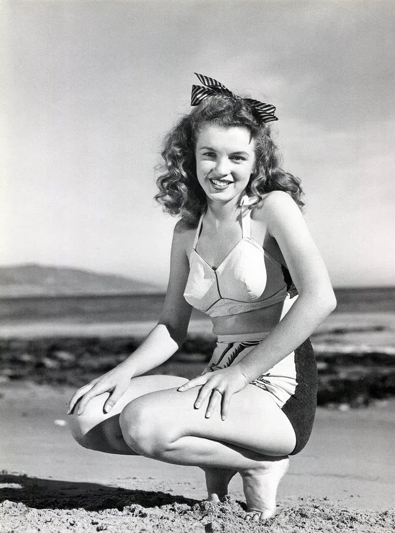 Andre De Dienes (Hungarian-American, 1913-1985) Marilyn Monroe Print (1 of 1)