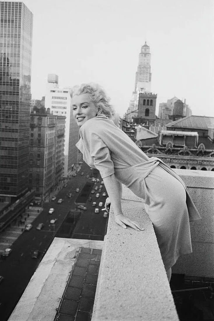 Ed Feingersh (American, 1925-1961): Ed Feingersh (American, 1925-1961) Marilyn Monroe Print. Ambassador Hotel, March, "1955", New York City, New York. 13.50 x 20.00 inches. Please be aware that all lots in our auctions are sold "AS IS,"