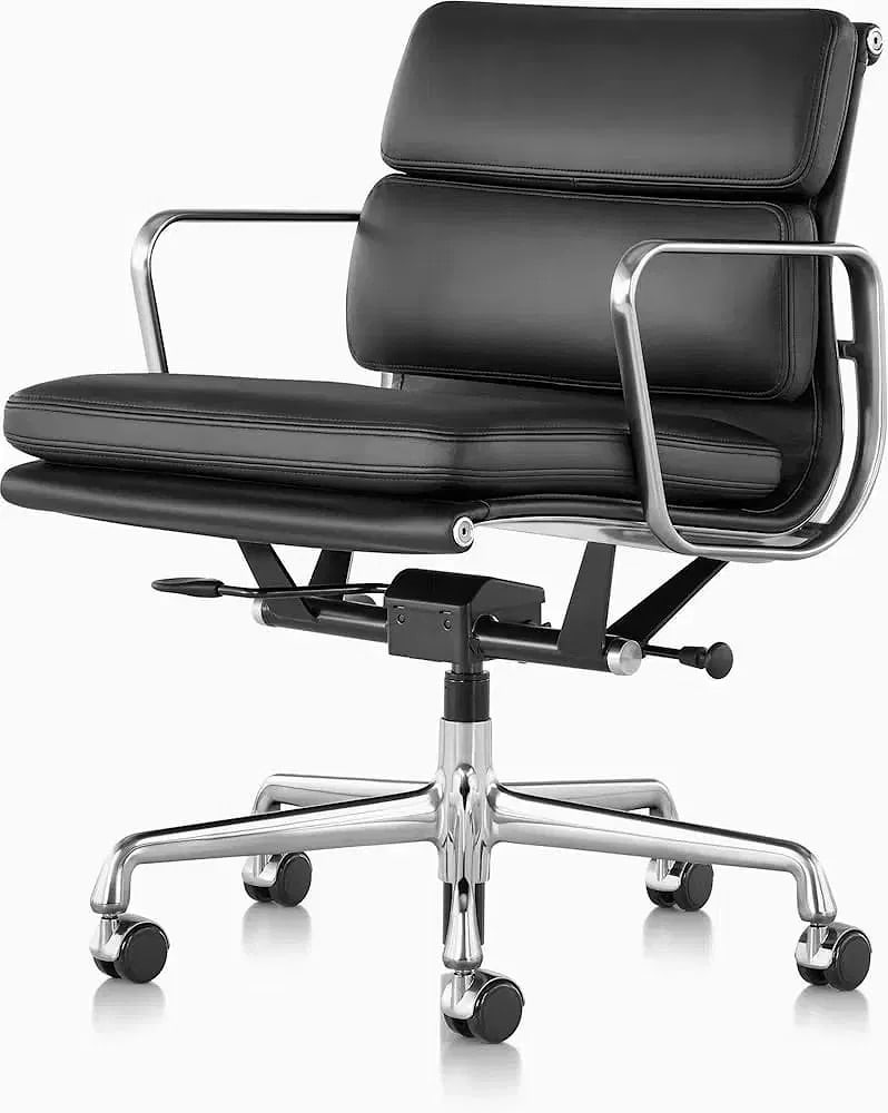 Eames Soft Pad Management Chair (1 of 1)