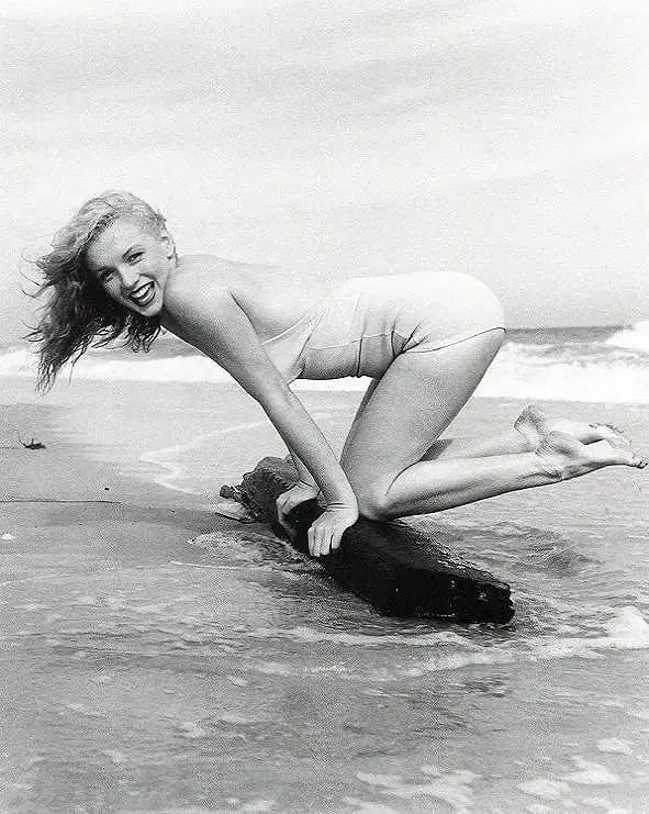 Andre De Dienes (Hungarian-American, 1913-1985) Marilyn Monroe Print (1 of 1)