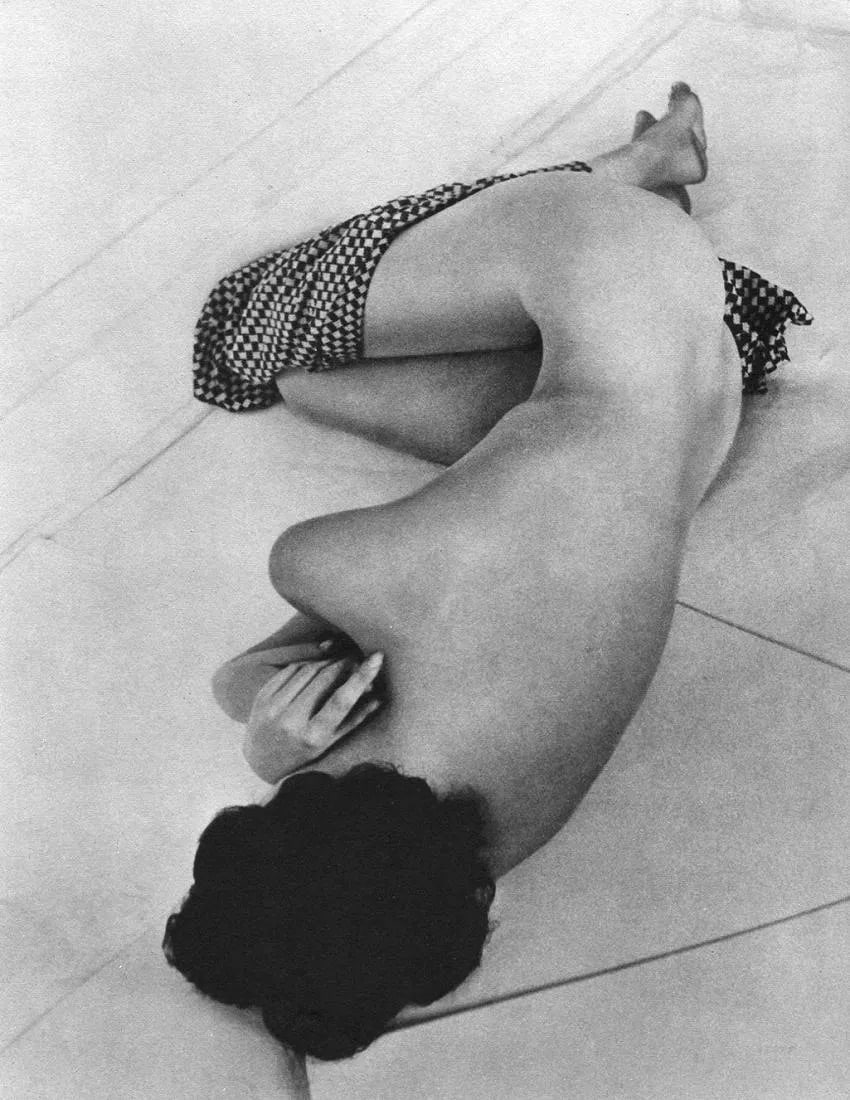 Peter Martin (American) Print: Peter Martin (American) Print. Lying Down, Nude. Printed in 1951, France. 6.50 x 8.50 inches. Please be aware that all lots in our auctions are sold "AS IS," in accordance with the Terms & Conditions 