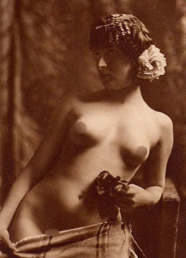 Heinrich Maass (German) Print: Heinrich Maass (German) Print. German Jewess, Nude. Printed in 1926, Germany. 6.00 x 8.50 inches. Please be aware that all lots in our auctions are sold "AS IS," in accordance with the Terms & Conditi