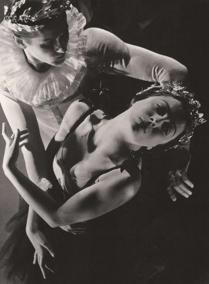 George Hoyningen-Huene (American, 1900-1968) Print: George Hoyningen-Huene (American, 1900-1968) Print. Roman Jasinski & Tamara Toumanova in Mozartiana, "1933". Printed in 1980s, France. 9.00 x 7.00 inches. Please be aware that all lots in our