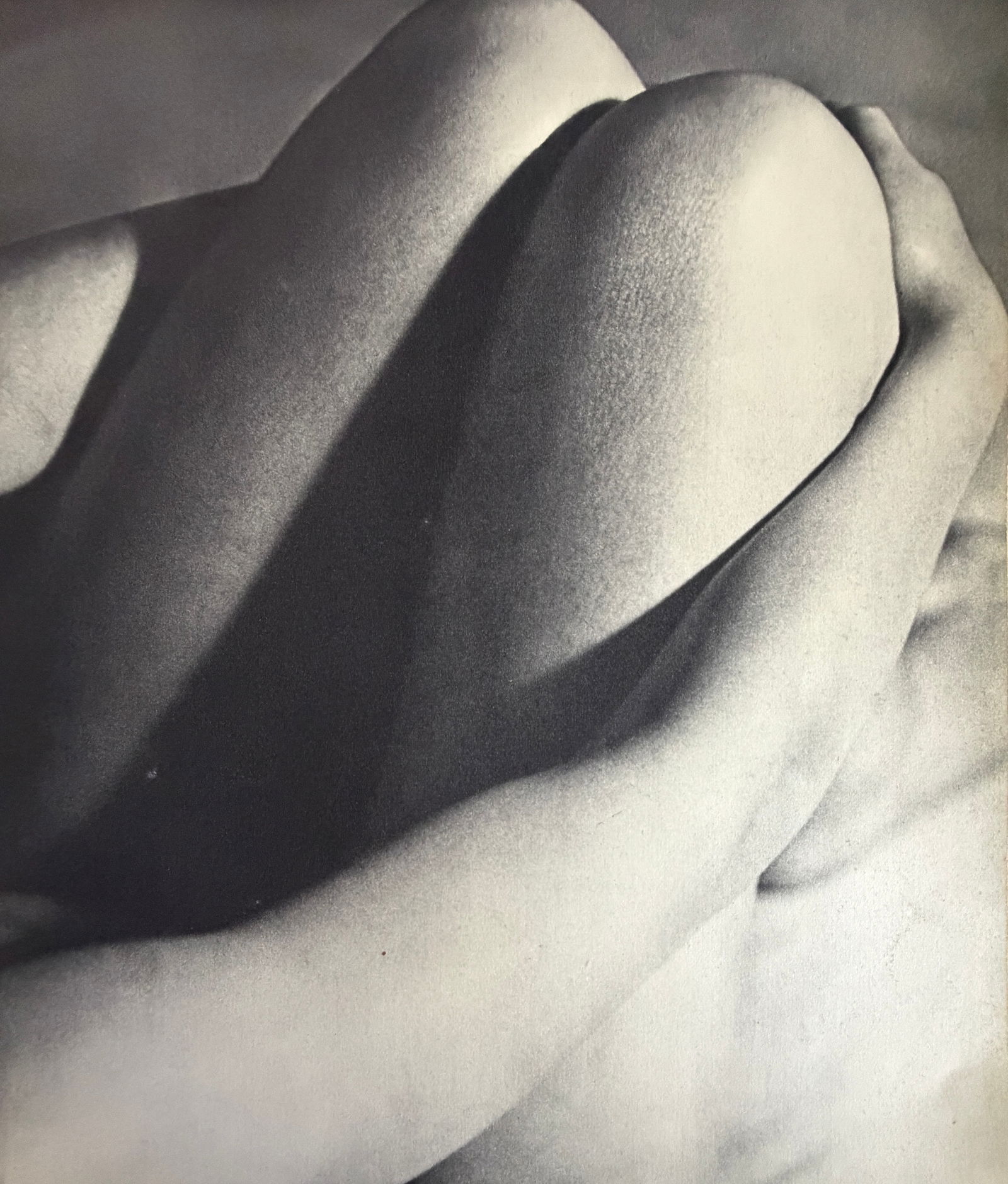 Remy Duval (French) Print: Remy Duval (French) Print. Paris, Genoux. Printed in 1939, France. 10.00 x 8.50 inches. Please be aware that all lots in our auctions are sold "AS IS," in accordance with the Terms & Conditions of the