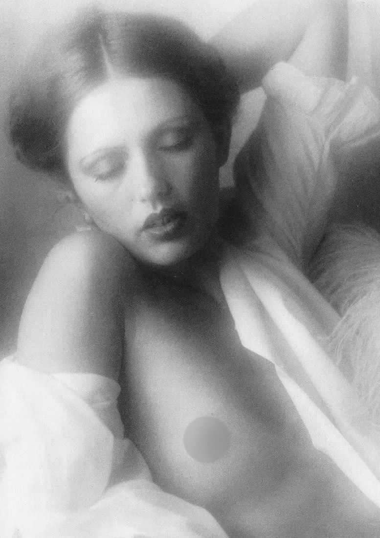 Wladyslaw Pawelec (Polish, 1923-2004) Print: Wladyslaw Pawelec (Polish, 1923-2004) Print. Female Nude. Printed in 1983, Italy. 10.00 x 14.00 inches. Please be aware that all lots in our auctions are sold "AS IS," in accordance with the Terms &