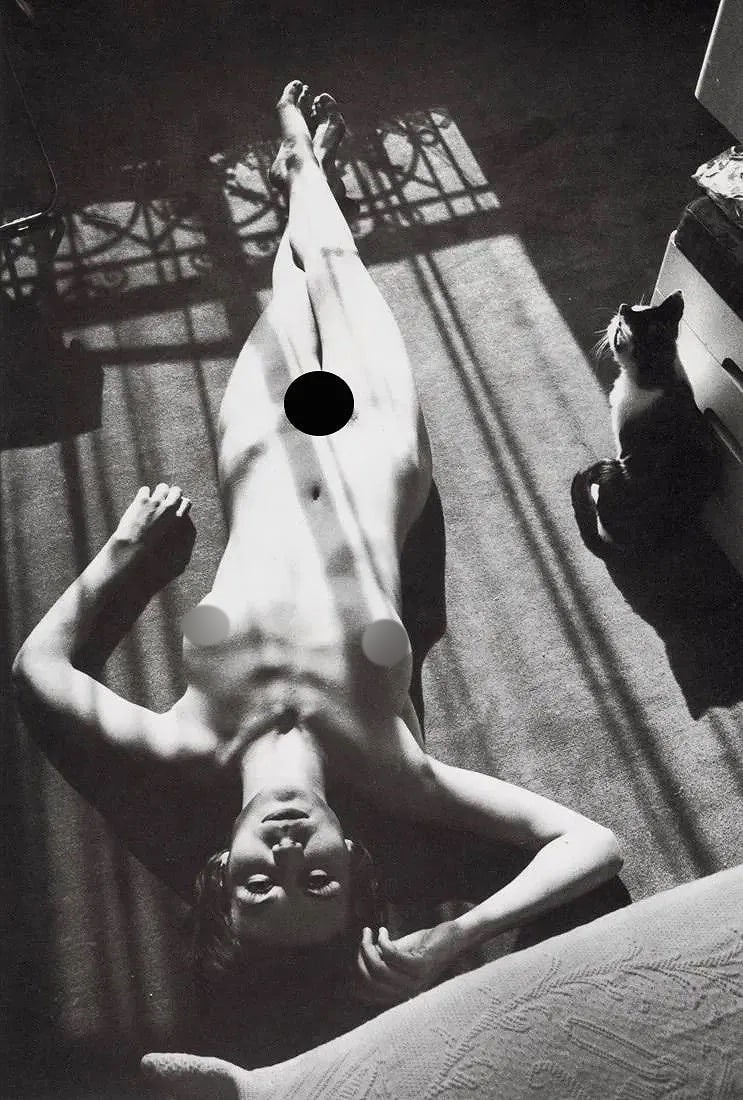 Edouard Boubat (French, 1923-1999) Print: Edouard Boubat (French, 1923-1999) Print. Nude. Printed in 1982, Switzerland. 7.80 x 11.60 inches. Please be aware that all lots in our auctions are sold "AS IS," in accordance with the Terms &