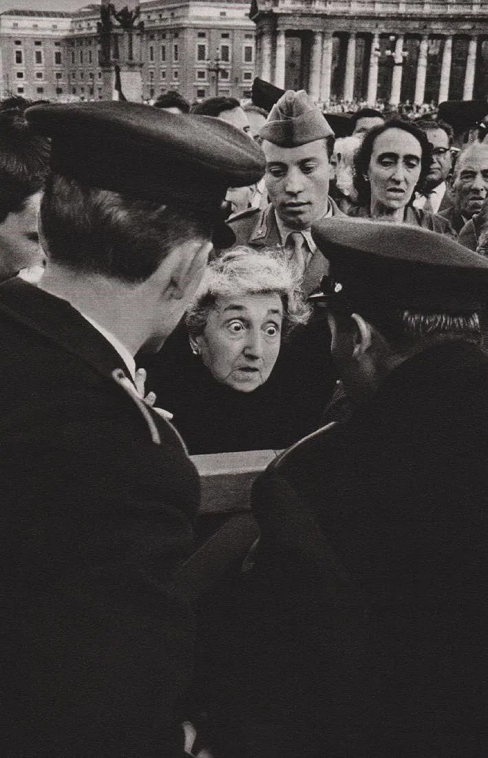 Jeanloup Sieff (France, 1933-2000 ) Print: Jeanloup Sieff (France, 1933-2000 ) Print. Death of Pius XII Rome, "1958". Printed in 1983. 5.75 x 8.75 inches. Please be aware that all lots in our auctions are sold "AS IS," in accordance with the