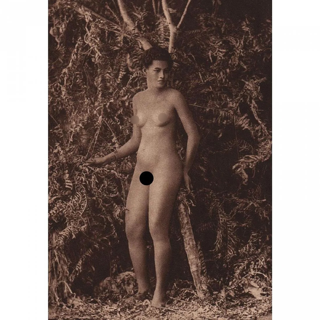 Prof. Dr. Kramer Print: Prof. Dr. Kramer Print. DR. Nude from Samoa. Printed in 1920's. 5.25 x 7.50 inches. Please be aware that all lots in our auctions are sold "AS IS," in accordance with the Terms & Conditions of the Auc