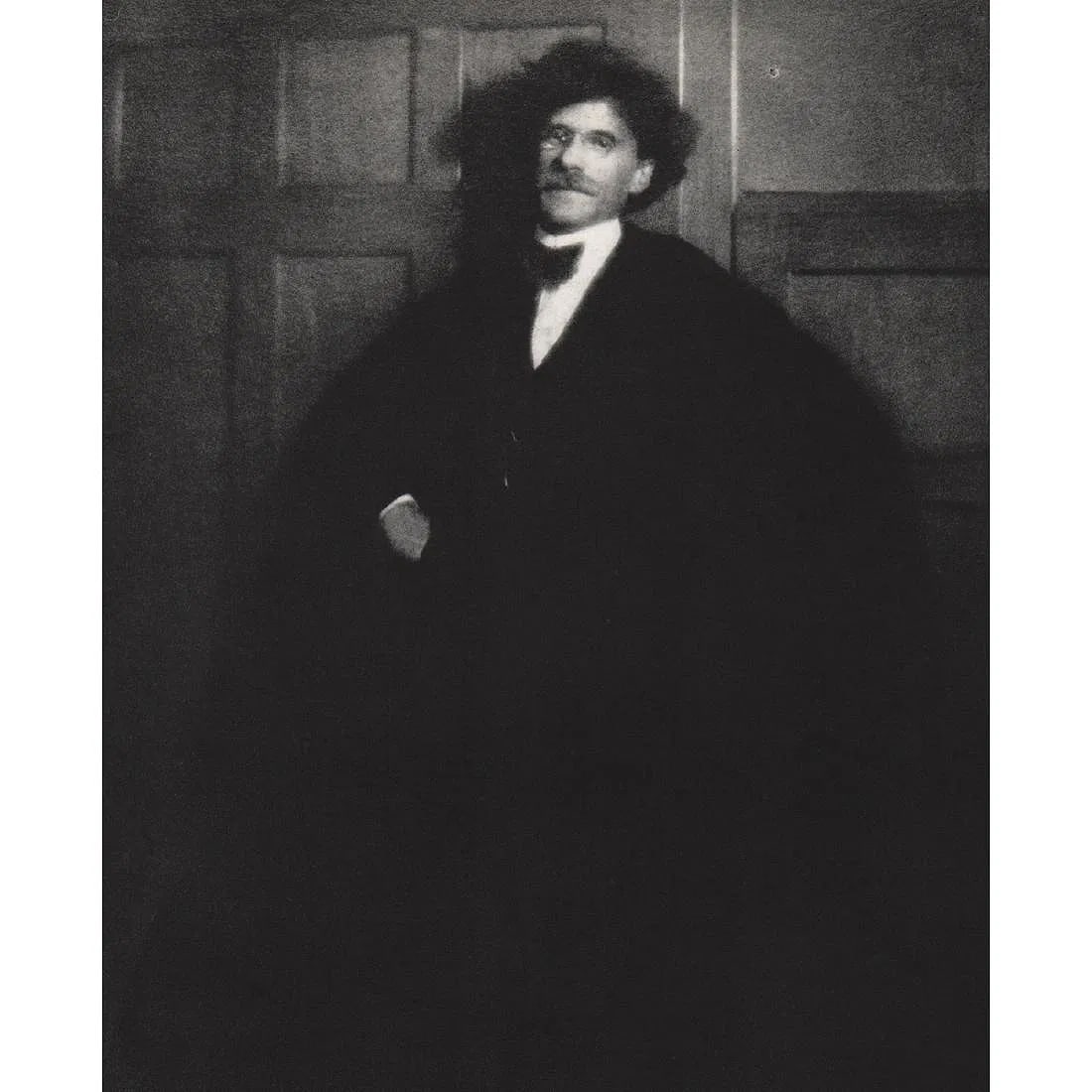 Heinrich Kuhn (Austrian–German,1866-1944 ) Print: Heinrich Kuhn (Austrian–German,1866-1944 ) Print. Alfred Stieglitz. Printed in 1960's. 9.00 x 10.50 inches. Please be aware that all lots in our auctions are sold "AS IS," in accordance with the Ter