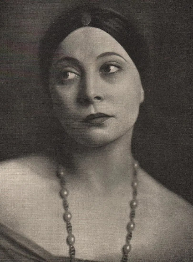 Minya Duhrkoop (German, 1873-1929) Print: Minya Duhrkoop (German, 1873-1929) Print. Portrait. Printed in 1929. 8” x 6” inches. Please be aware that all lots in our auctions are sold "AS IS," in accordance with the Terms &