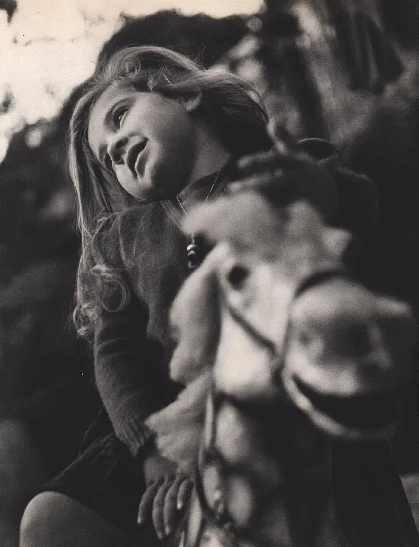 Izis Bidermanas (Lithuanian-Jewish ,1911-1980) Print: Izis Bidermanas (Lithuanian-Jewish ,1911-1980) Print. Minoute Prévert, Paris. Printed in 1951. 8.50 x 10.75 inches. Please be aware that all lots in our auctions are sold "AS IS," in accordance with