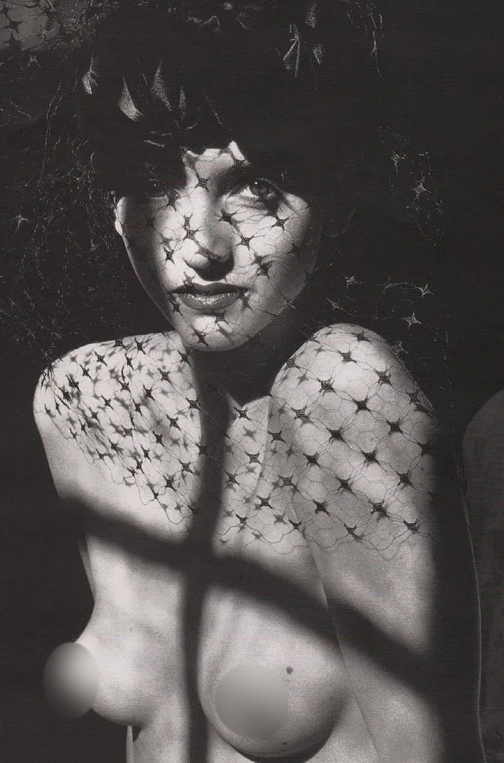 Jeanloup Sieff (France , 1933-2000) Print: Jeanloup Sieff (France , 1933-2000) Print. Portrait with a Veil. Printed in 1998. 7.00 x 10.50 inches. Please be aware that all lots in our auctions are sold "AS IS," in accordance with the Terms &