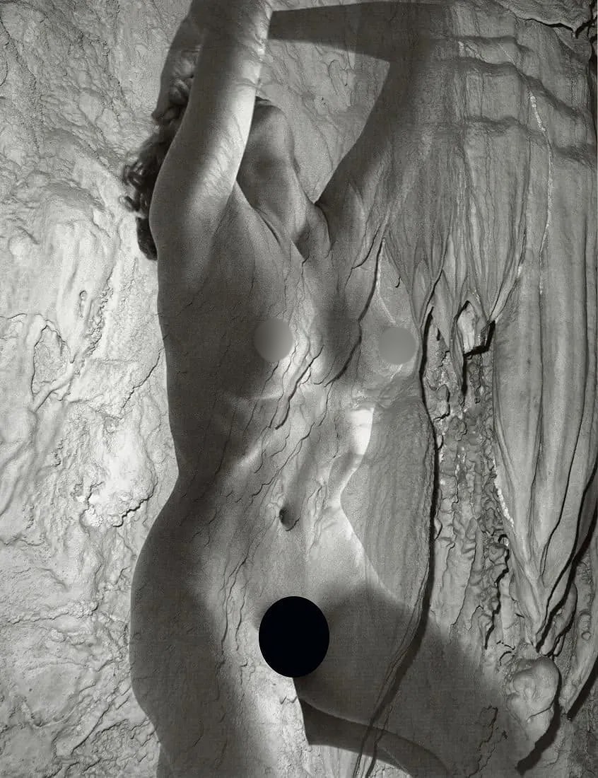 Andre De Dienes (Hungarian, 1913-1985) Print: Andre De Dienes (Hungarian, 1913-1985) Print. Untitled, "1944". Printed in 2005. 10.00 x 13.00 inches. Please be aware that all lots in our auctions are sold "AS IS," in accordance with the Terms & Co