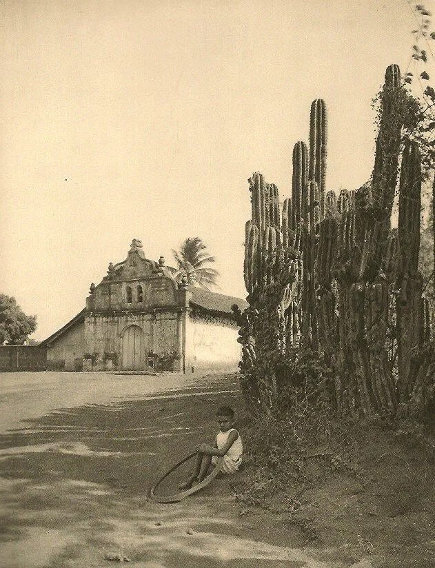 Hugo Brehme (German-Born-Mexican,1882-1954 ) Print: Hugo Brehme (German-Born-Mexican,1882-1954 ) Print. Manaqua. Printed in 1931. 6.25 x 8.25 inches. Please be aware that all lots in our auctions are sold "AS IS," in accordance with the Terms & Conditi